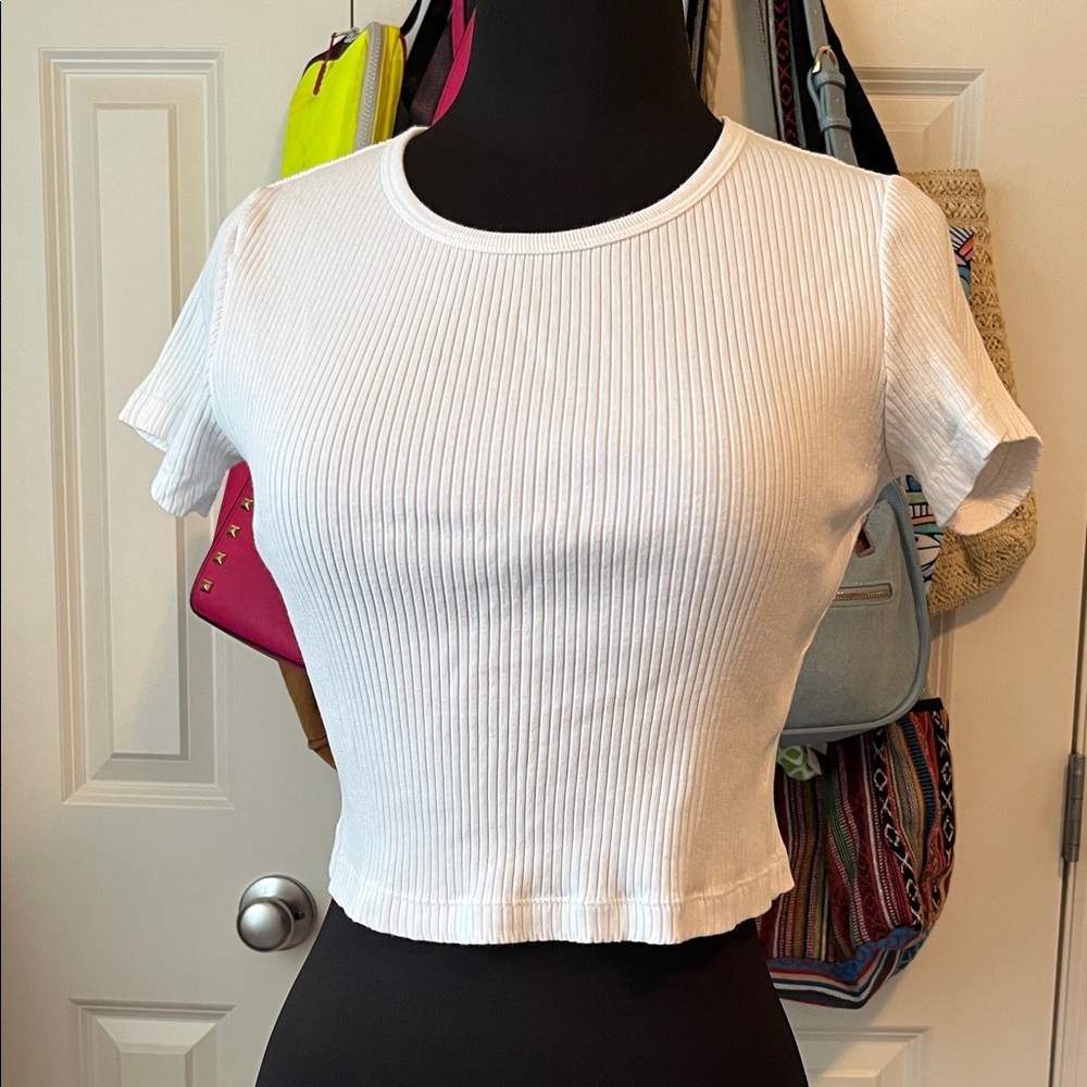 Uniqlo White Ribbed Crew Neck Short-Sleeve Cropped  T-shirt